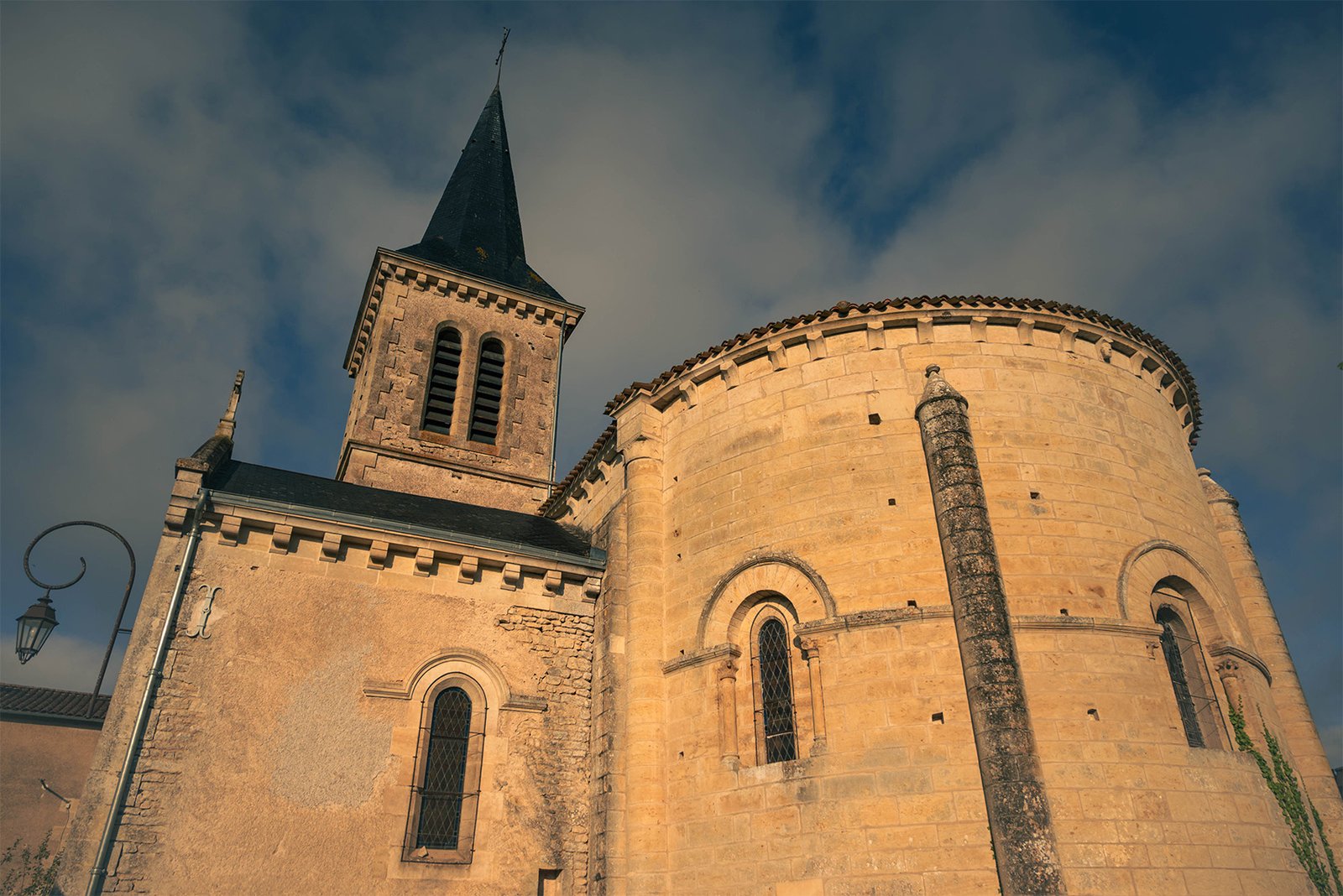 L'église Saint-Martin de Salles